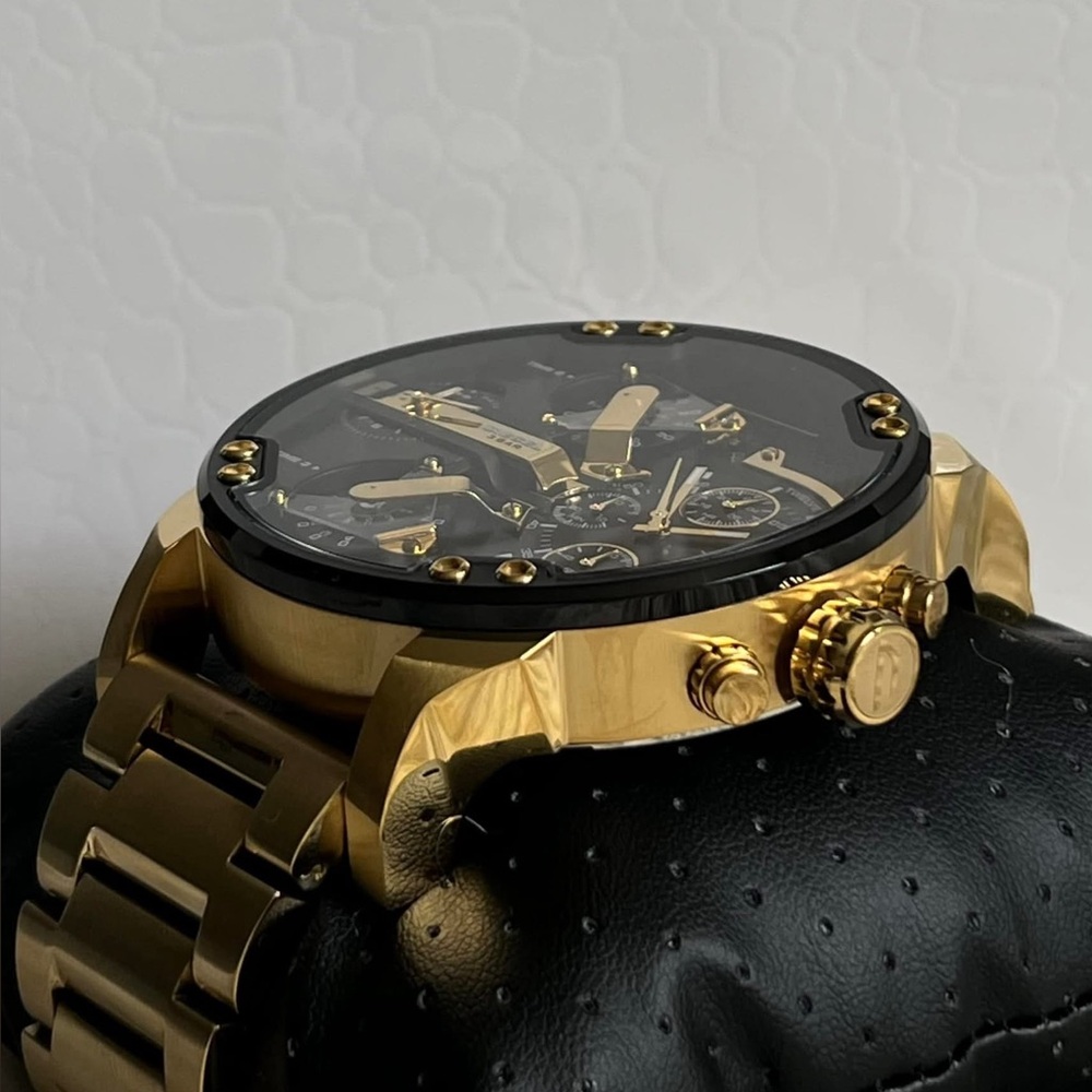 DZ7333 - Diesel Men’s Mr. Daddy 2.0 Gold-Tone Chronograph Watch - Picture 4 of 13